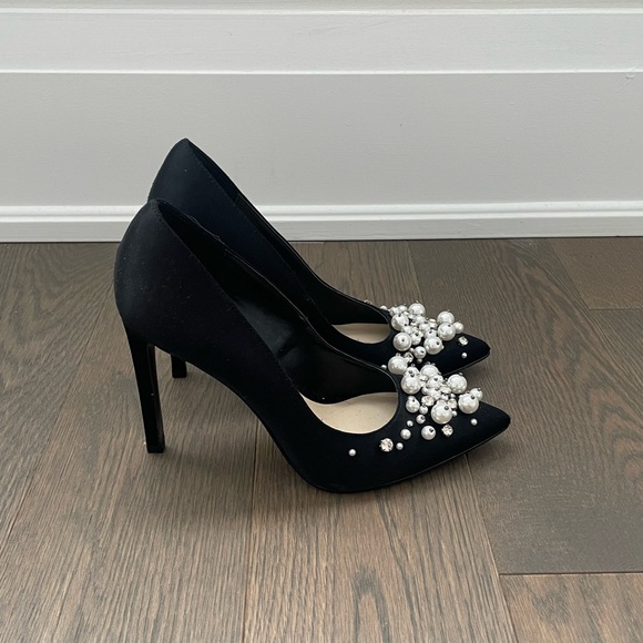 Nine West - Satin Pearl heels - Picture 2 of 3